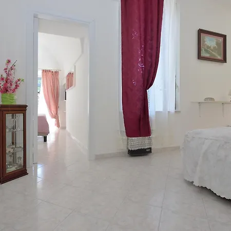 Andrea's House Дом отдыха Минори